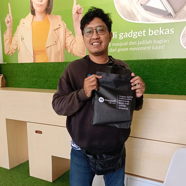 Pelanggan Maujual