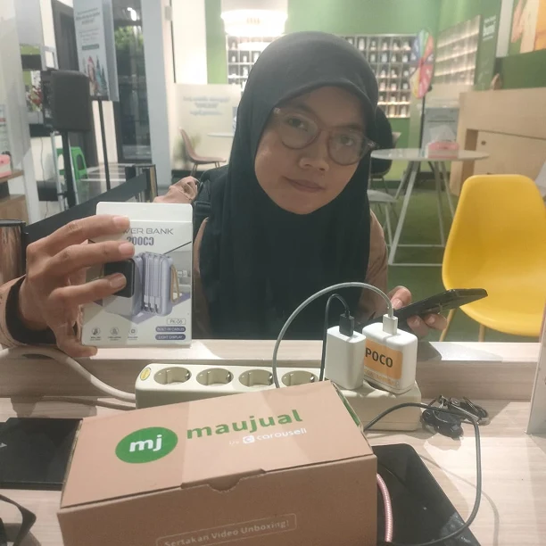 Pelanggan Maujual