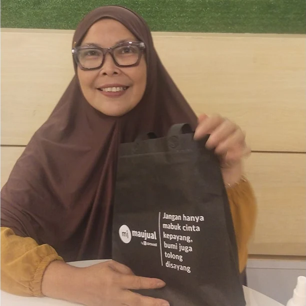Pelanggan Maujual